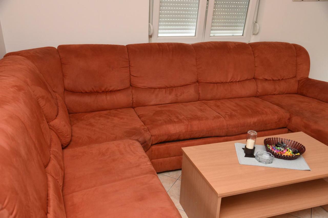 Apartmani - Vila Kovilje Banja Koviljača エクステリア 写真