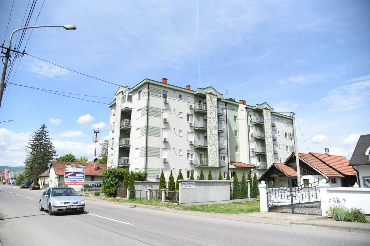 Apartmani - Vila Kovilje Banja Koviljača エクステリア 写真